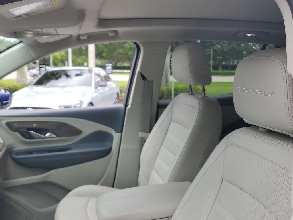 2023 GMC Terrain Denali