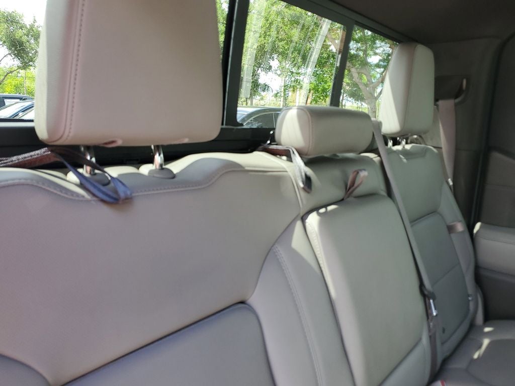 2020 GMC Sierra SLT