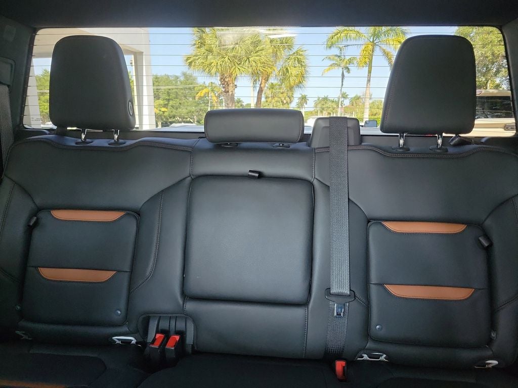 2021 GMC Sierra AT4