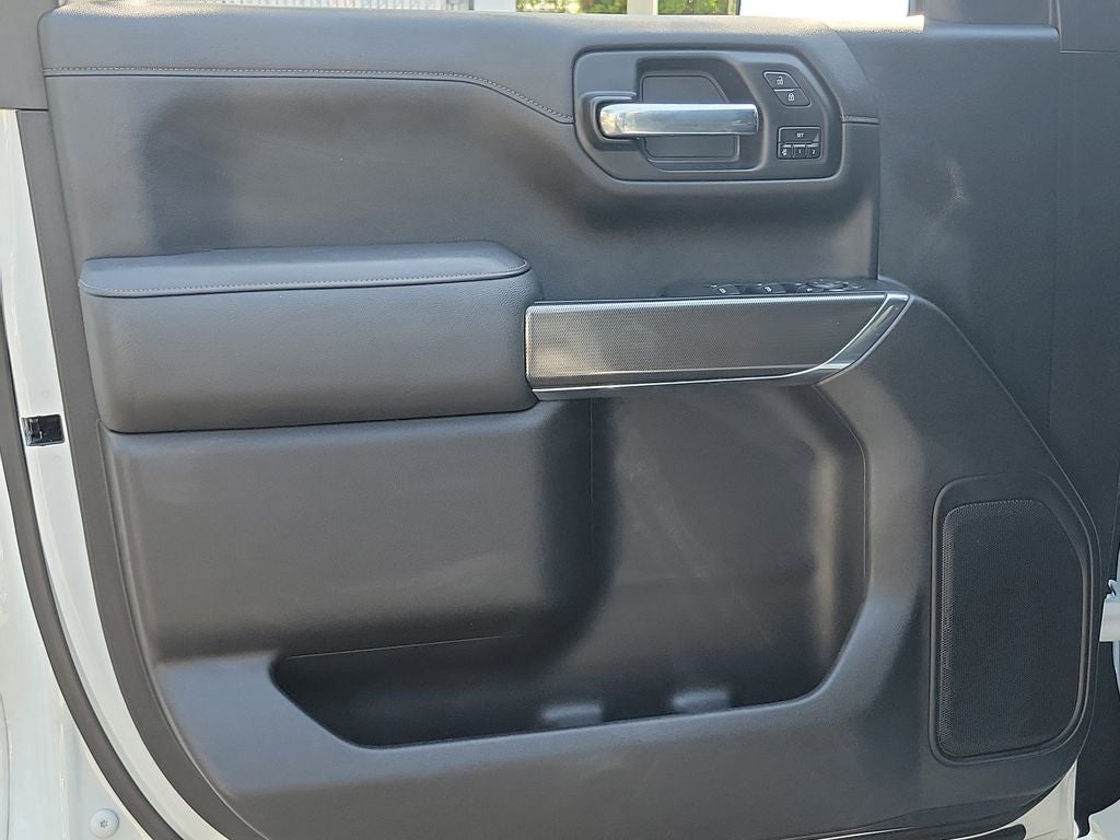 2021 GMC Sierra AT4