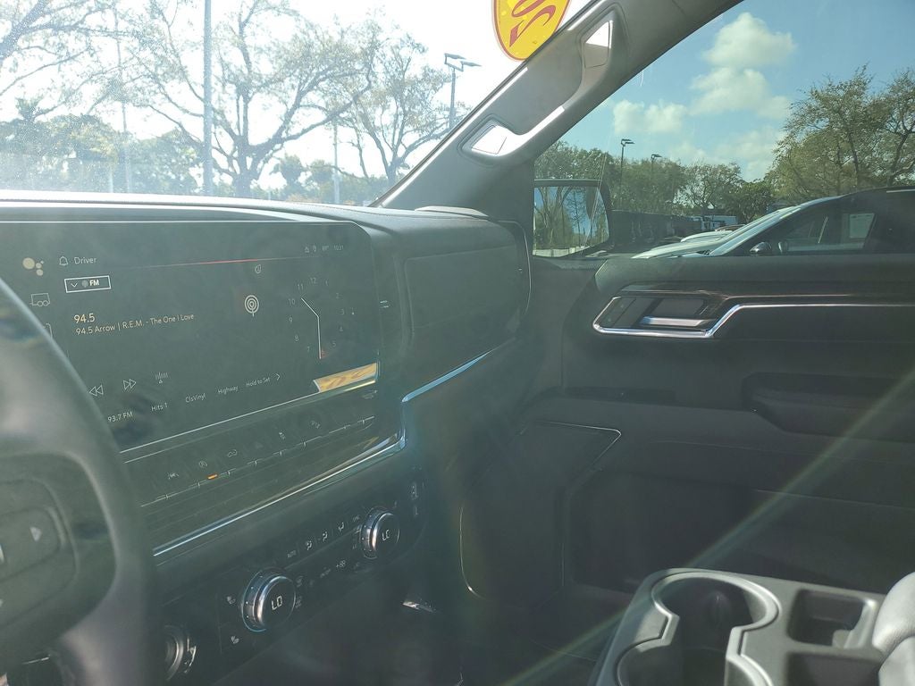 2024 GMC Sierra Elevation