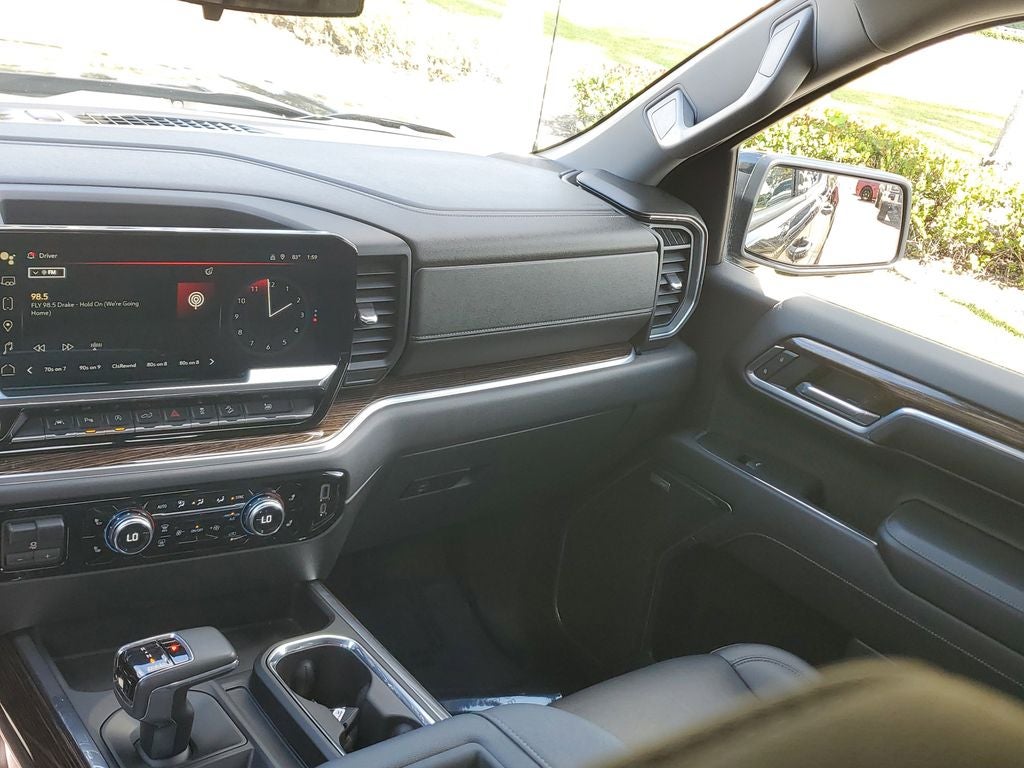 2022 GMC Sierra Elevation