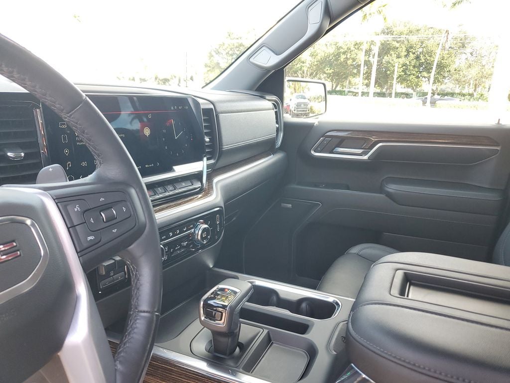 2022 GMC Sierra Elevation