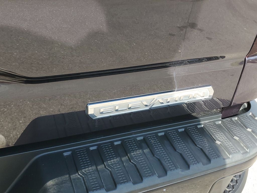2022 GMC Sierra Elevation