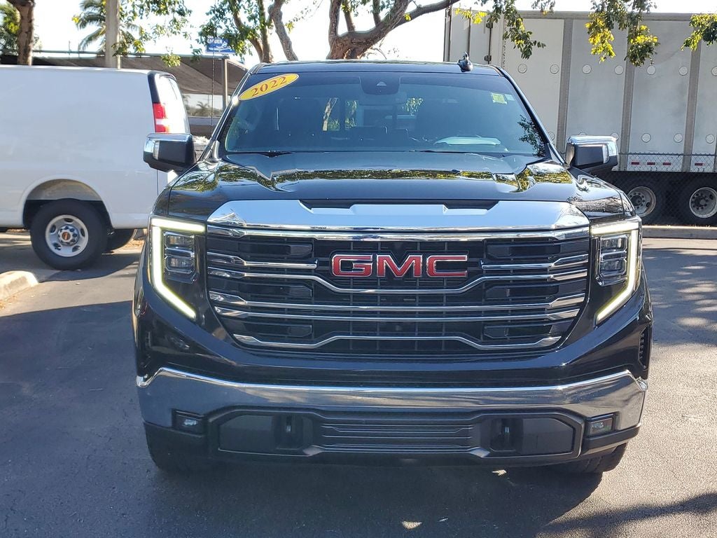 2022 GMC Sierra SLT