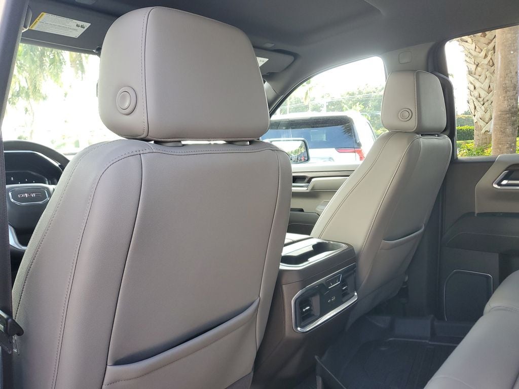 2023 GMC Sierra SLT