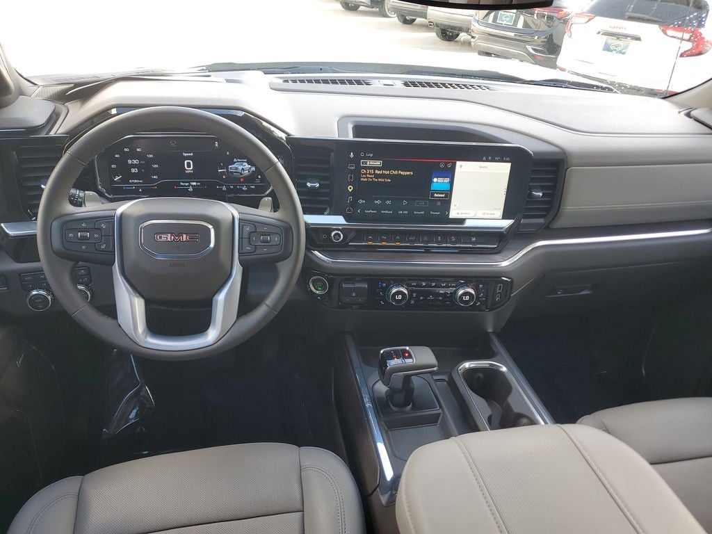 2023 GMC Sierra SLT