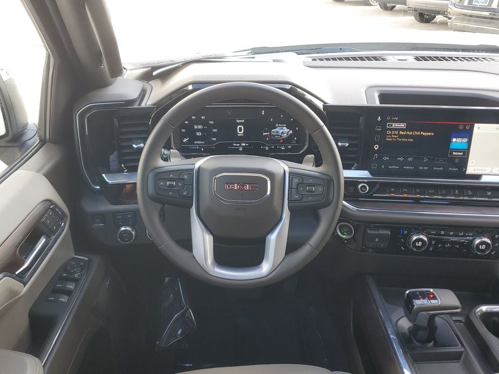 2023 GMC Sierra SLT