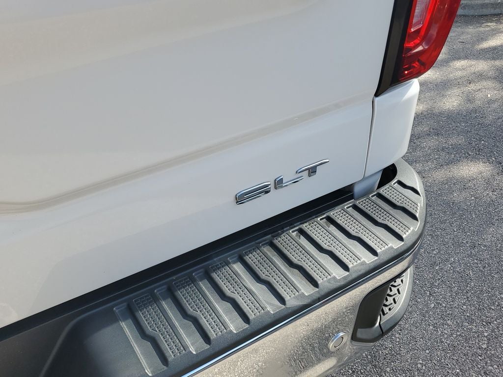 2023 GMC Sierra SLT