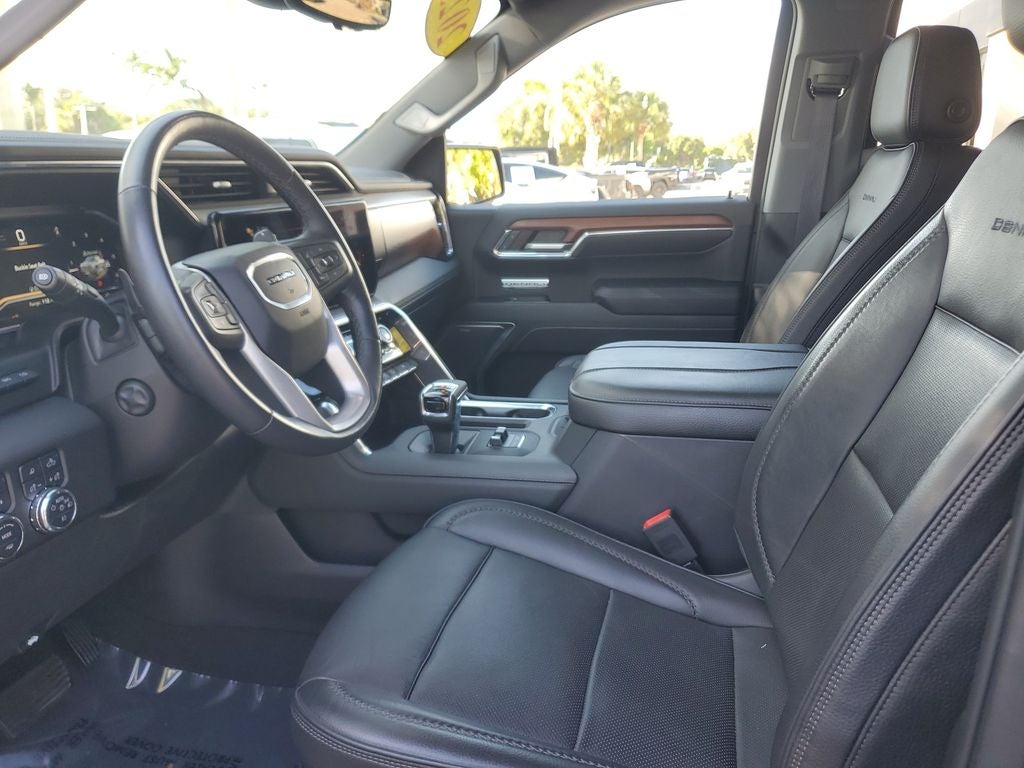 2023 GMC Sierra Denali