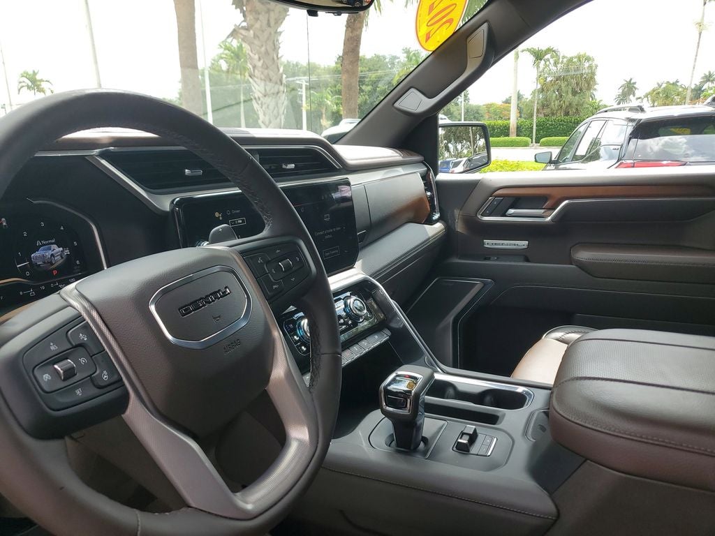 2023 GMC Sierra Denali