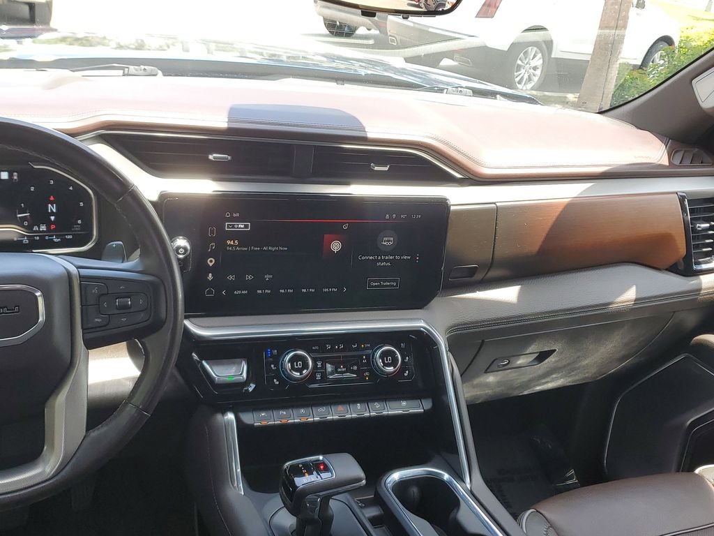 2023 GMC Sierra Denali