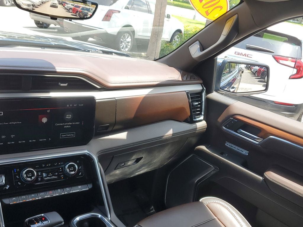 2023 GMC Sierra Denali
