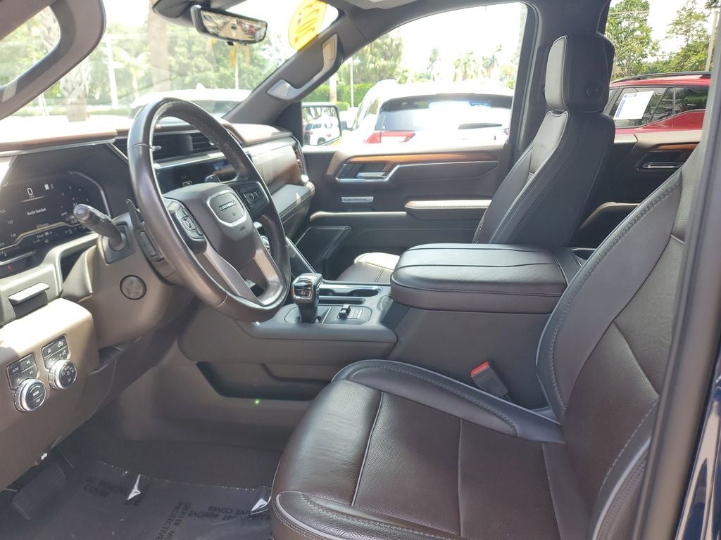 2023 GMC Sierra Denali