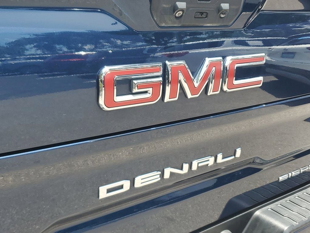 2023 GMC Sierra Denali
