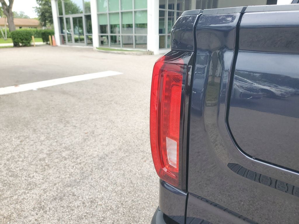 2025 GMC Sierra Denali
