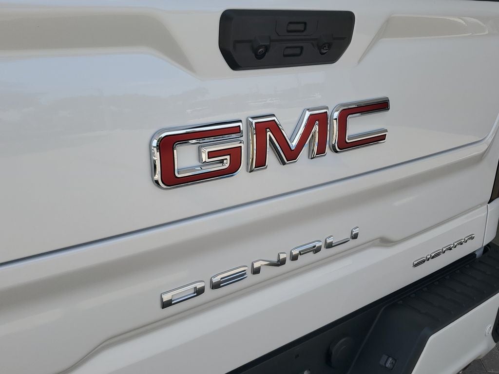 2024 GMC Sierra Denali