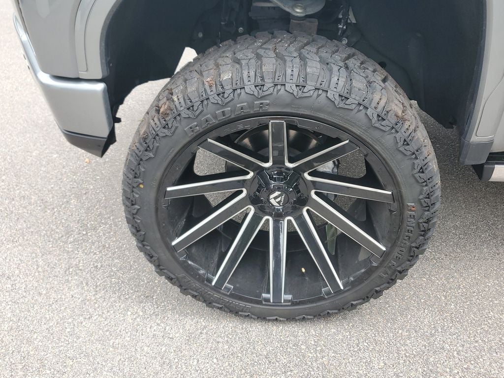 2023 GMC Sierra Denali