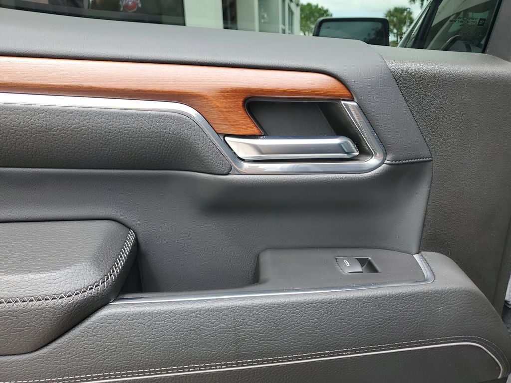 2023 GMC Sierra Denali