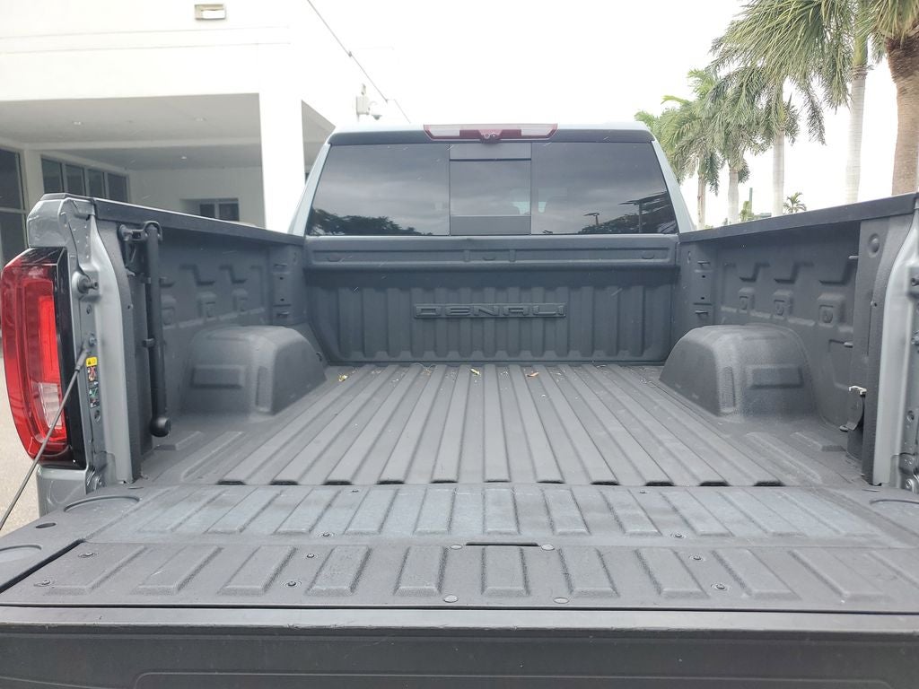 2023 GMC Sierra Denali