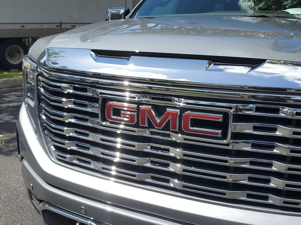 2024 GMC Sierra Denali