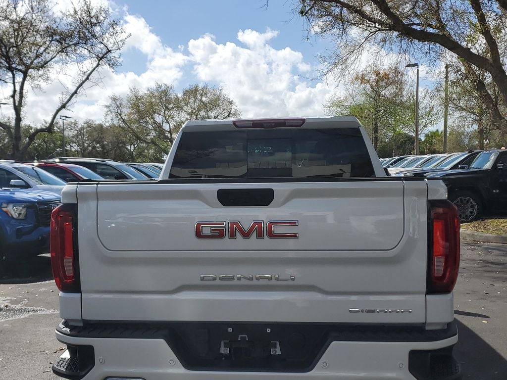 2023 GMC Sierra Denali