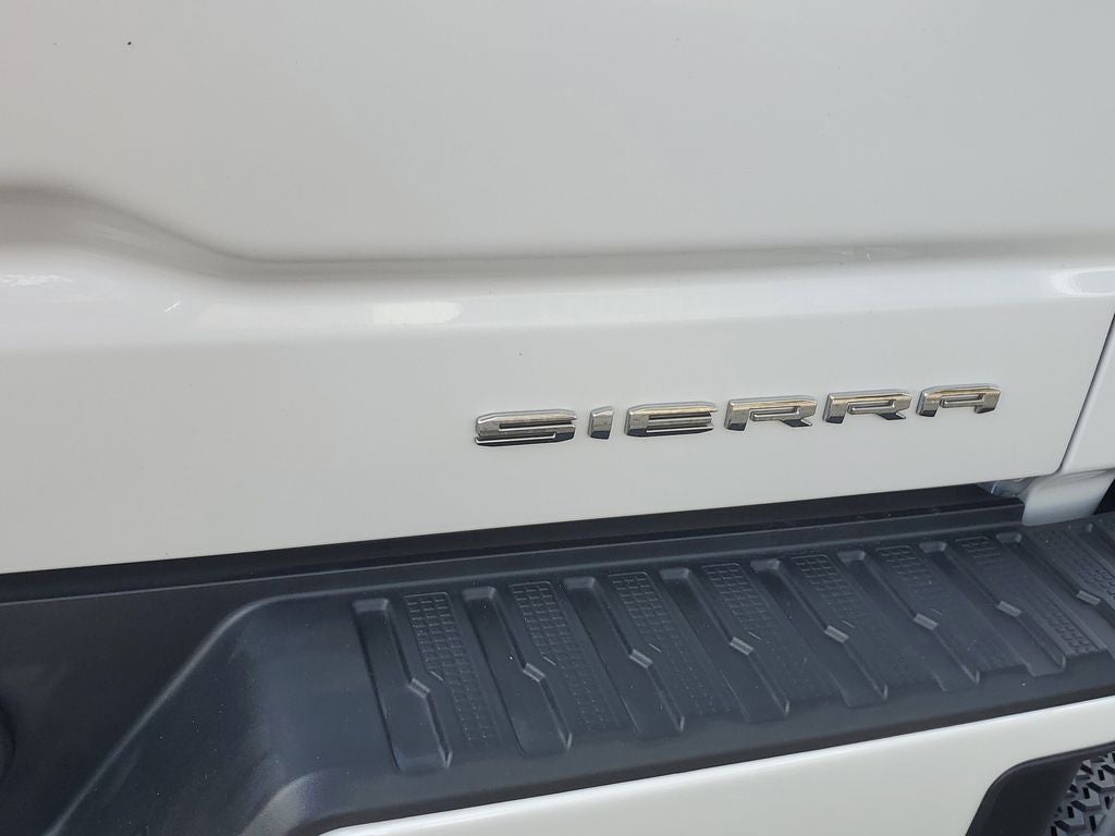 2023 GMC Sierra Denali