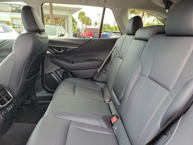 2021 Subaru Outback Limited - Photo 12