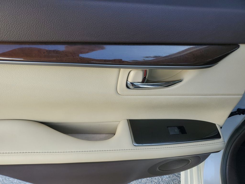 2017 Lexus ES 350 Base