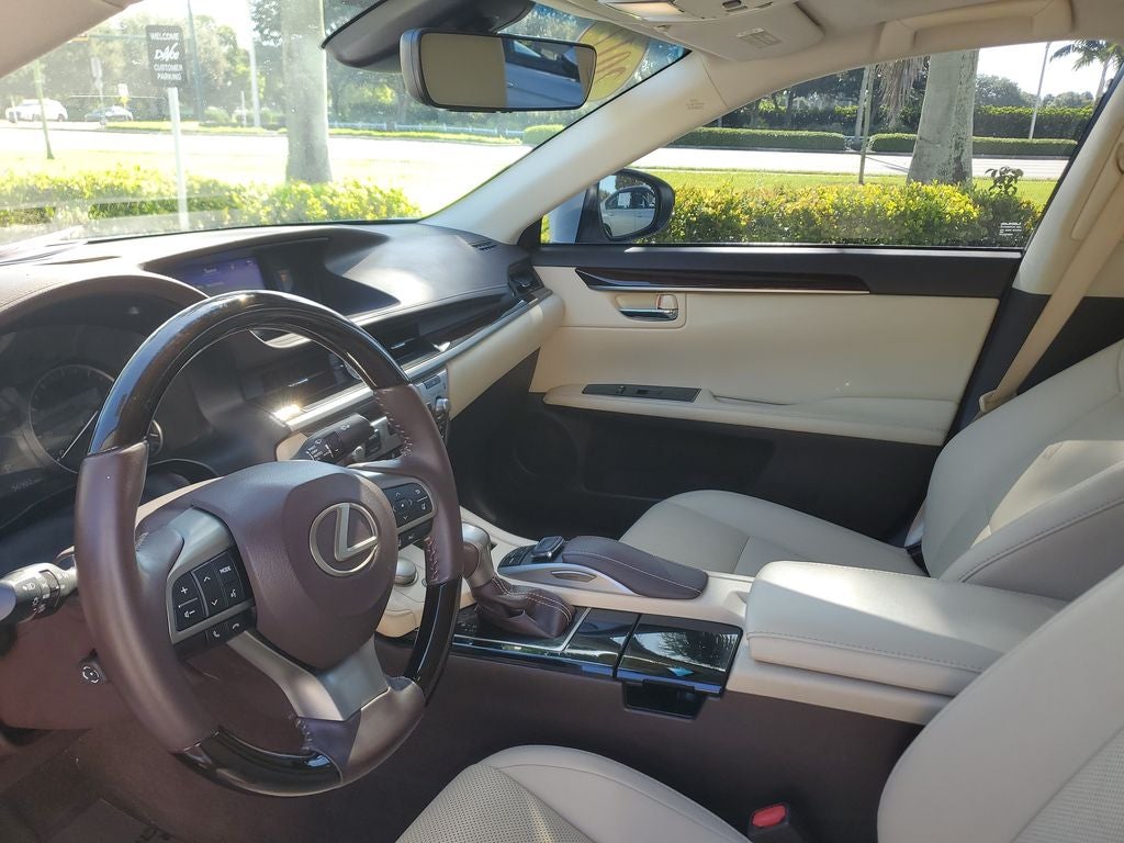 2017 Lexus ES 350 Base