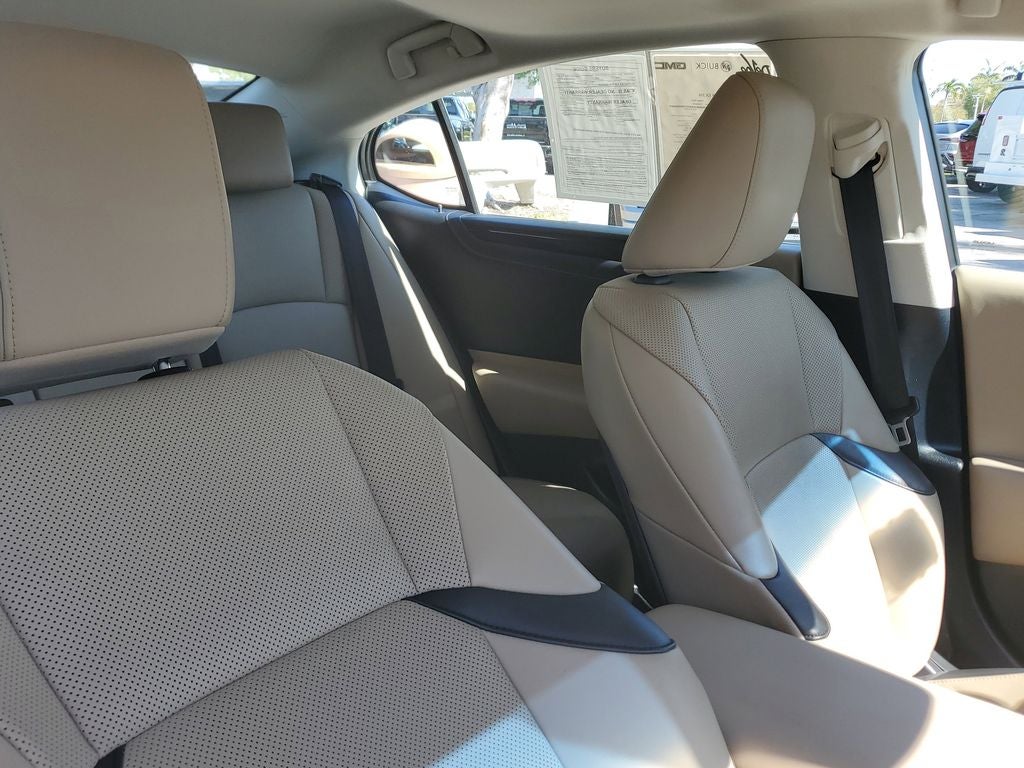 2020 Lexus ES 350 Base