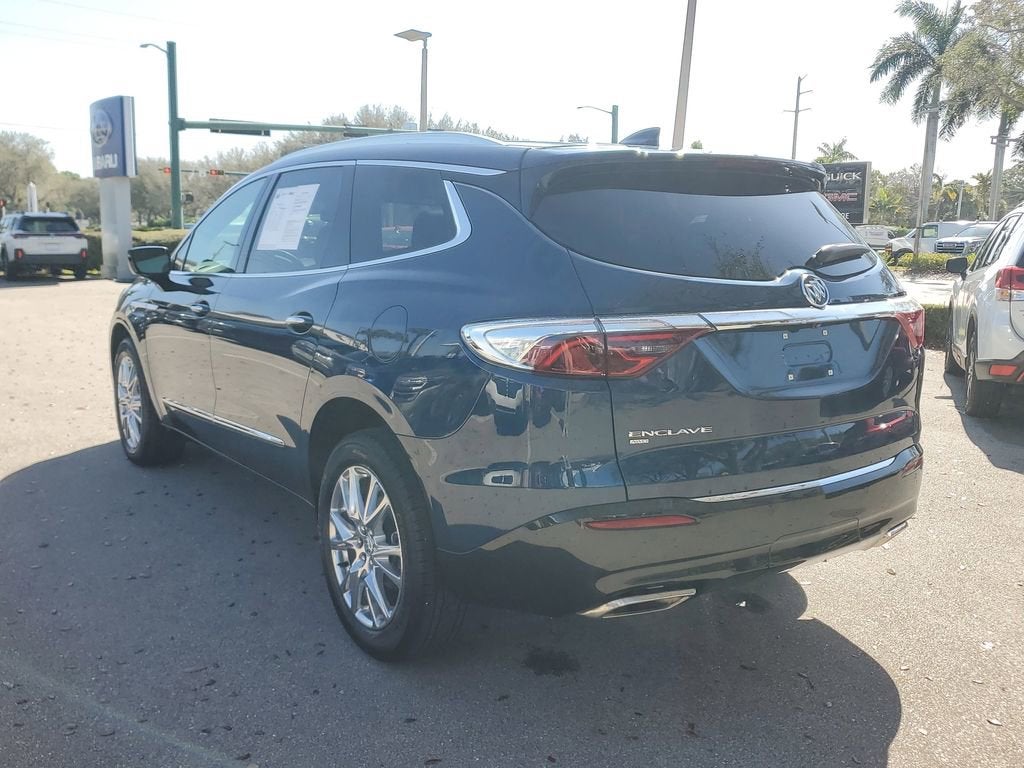 2023 Buick Enclave Essence