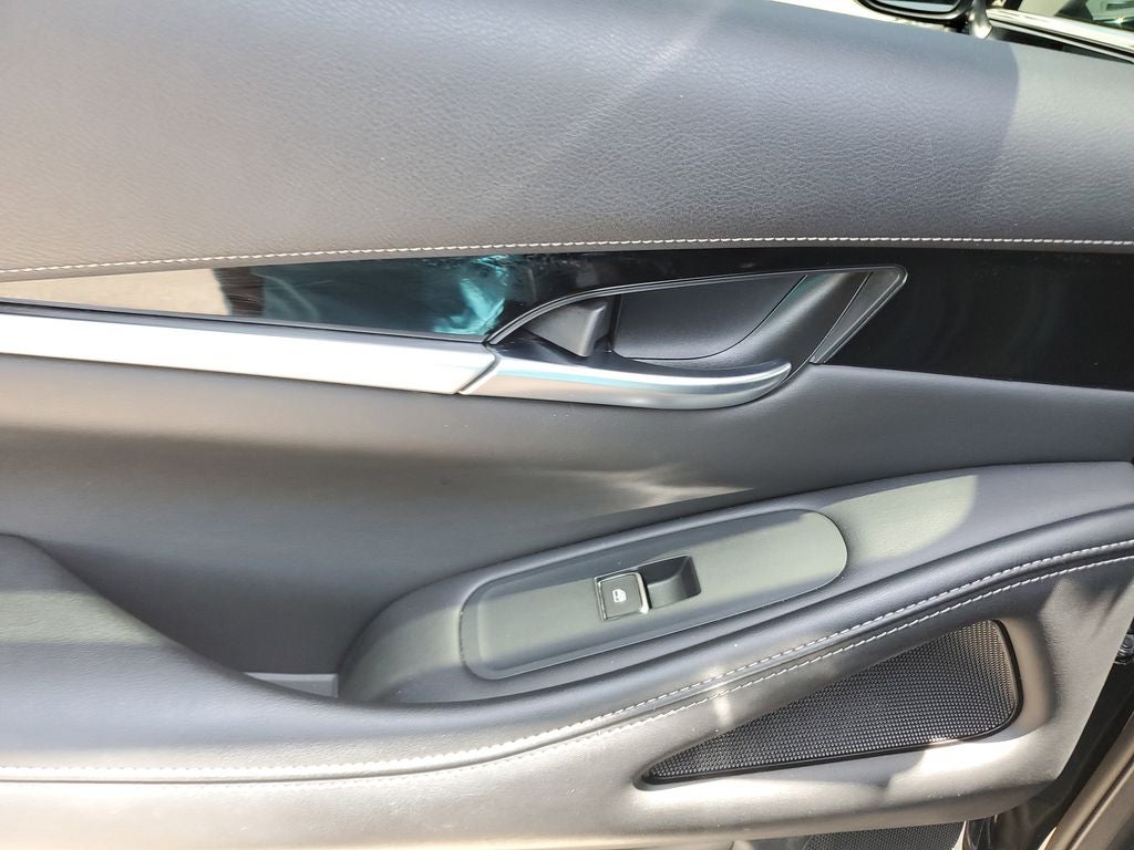 2023 INFINITI QX60 PURE