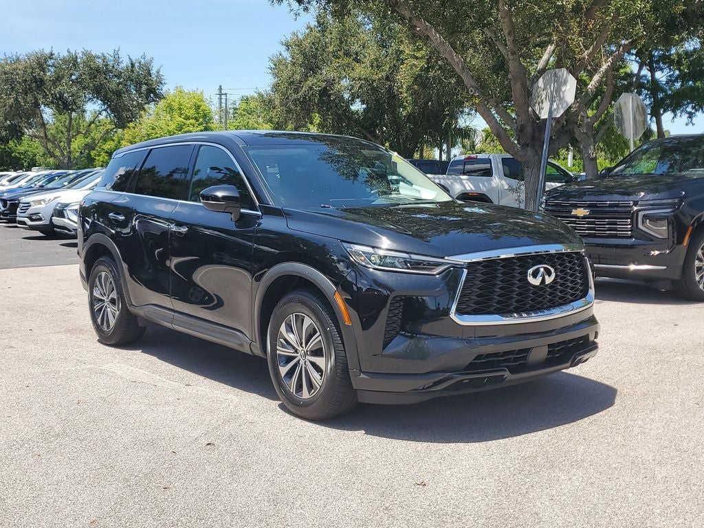 2023 INFINITI QX60 PURE