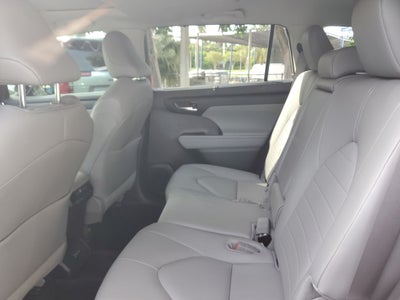 2024 Toyota Highlander XLE