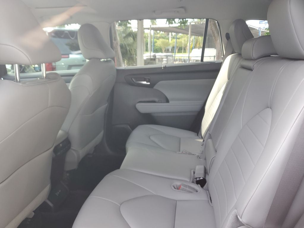 2024 Toyota Highlander XLE