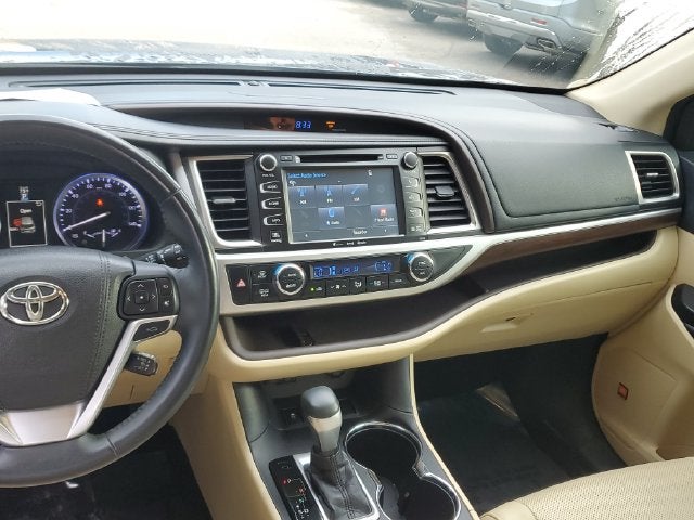 2016 Toyota Highlander Limited