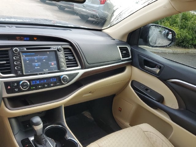 2016 Toyota Highlander Limited