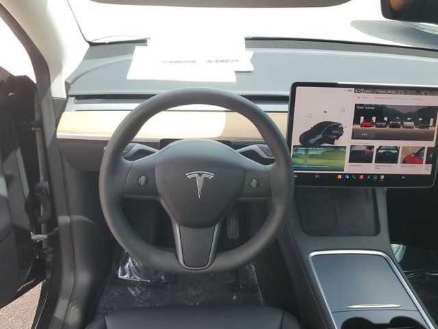 2025 Tesla Model Y Long Range