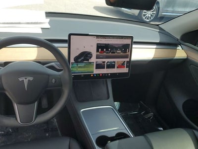 2025 Tesla Model Y Long Range