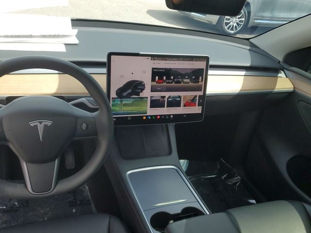 2025 Tesla Model Y Long Range