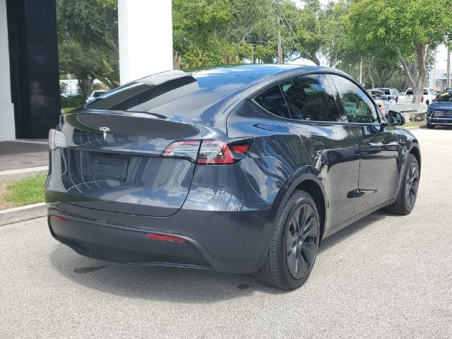 2025 Tesla Model Y Long Range
