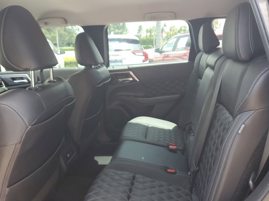 2022 Mitsubishi Outlander SEL