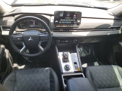 2022 Mitsubishi Outlander SEL
