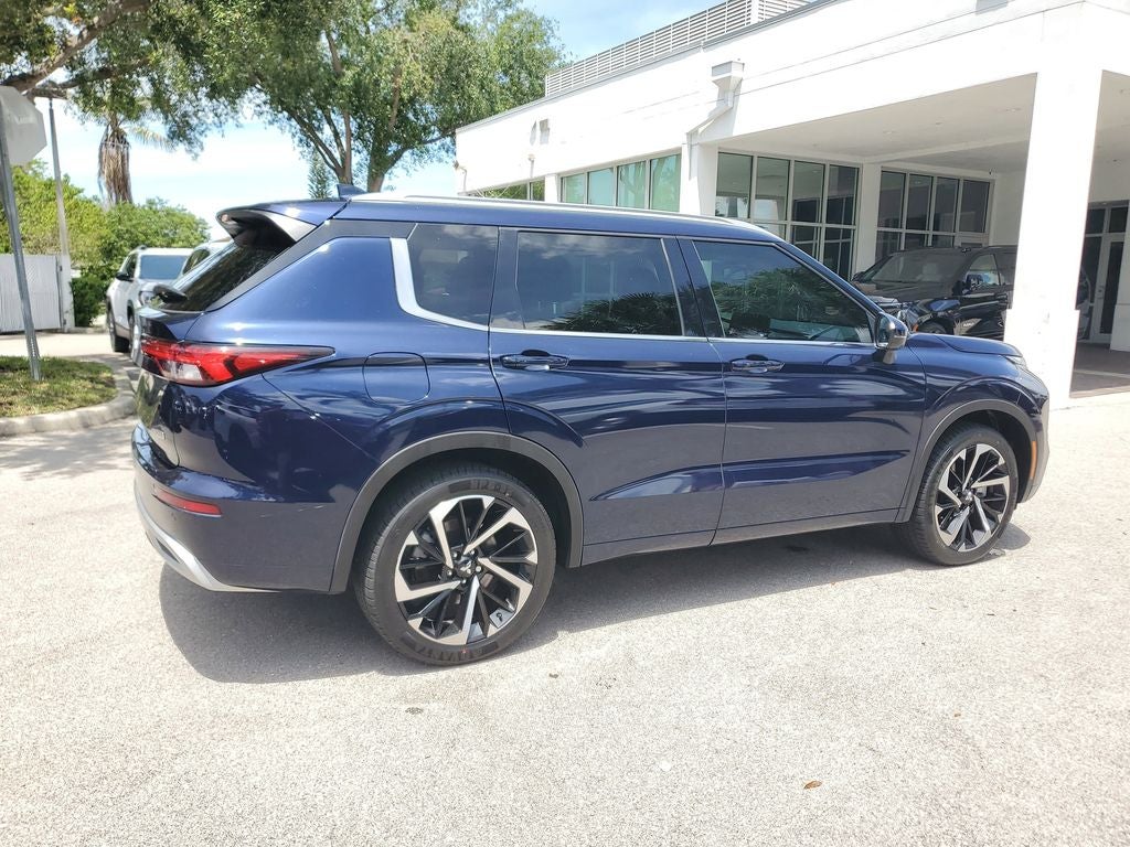 2022 Mitsubishi Outlander SEL