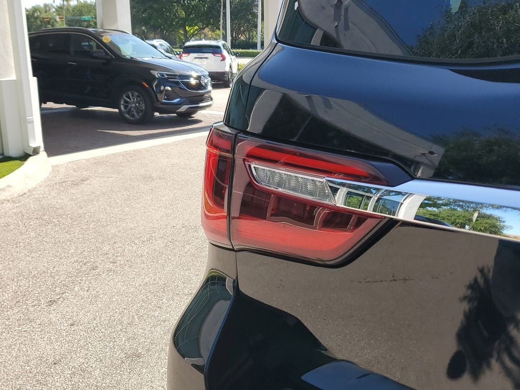 2023 INFINITI QX80 SENSORY