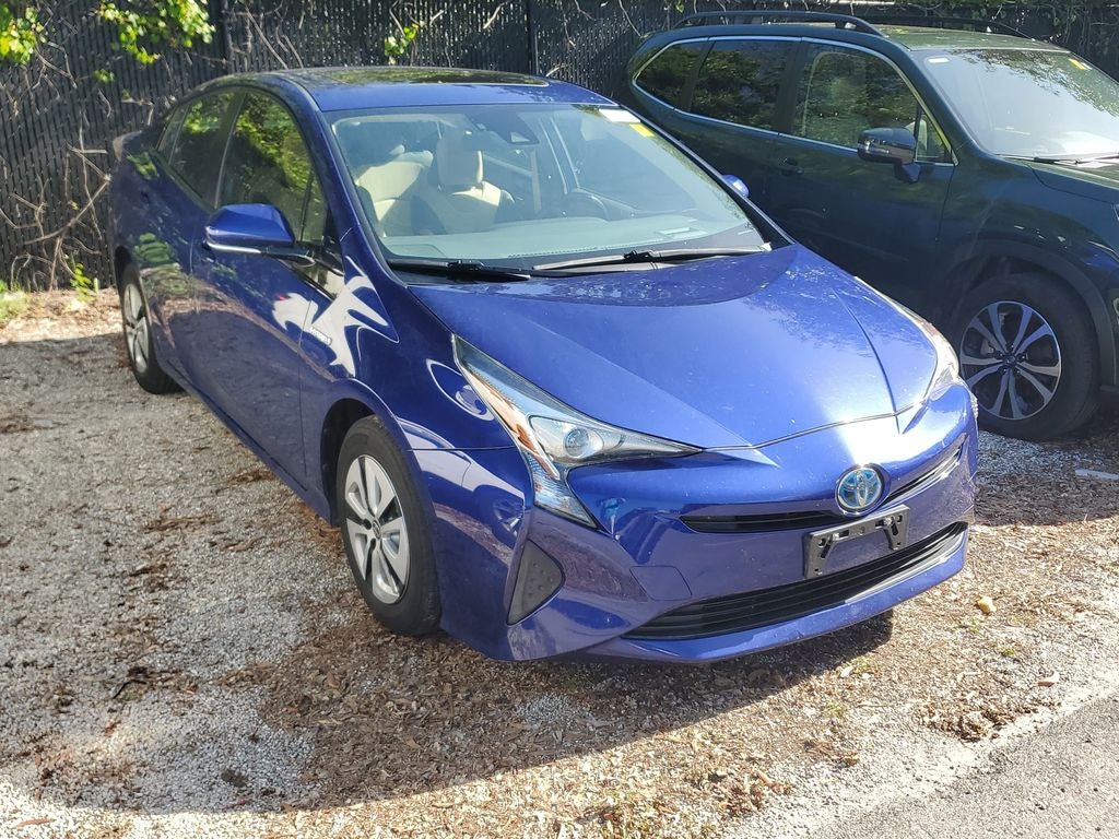 2016 Toyota Prius Three