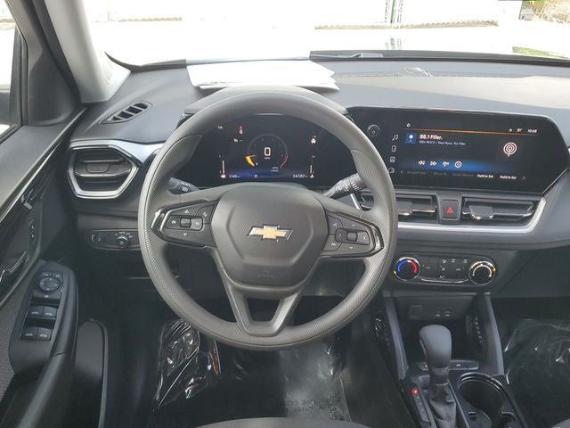 2024 Chevrolet TrailBlazer LS - Photo 17
