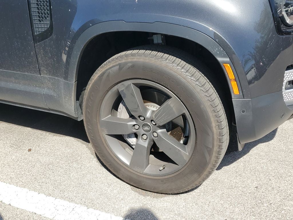 2025 Land Rover Defender 130 S