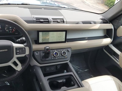 2022 Land Rover Defender 110 SE